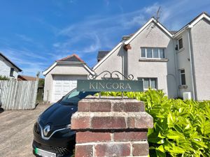 Photo 32- click for photo gallery